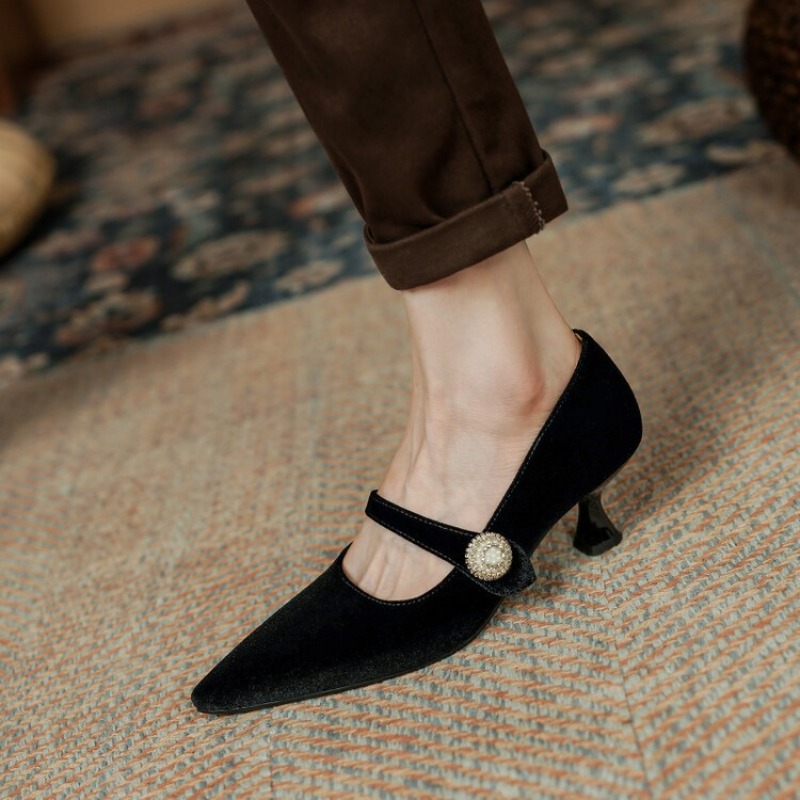 와인 레드 포인티드 토 메리 제인 슈즈 여성용 빈티지  - Women'S Shoes And Accessories 리뷰 및 가격
