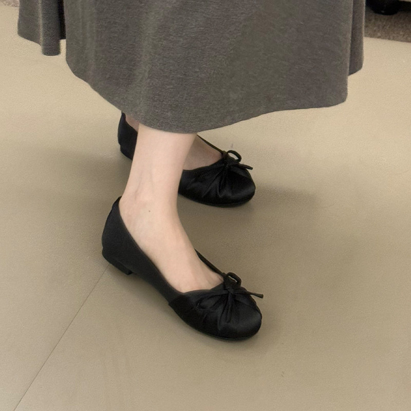 2026년 신상 리본 장식 새틴 얕은 굽 싱글 슈즈 여 - Women'S Shoes And Accessories 리뷰 및 가격